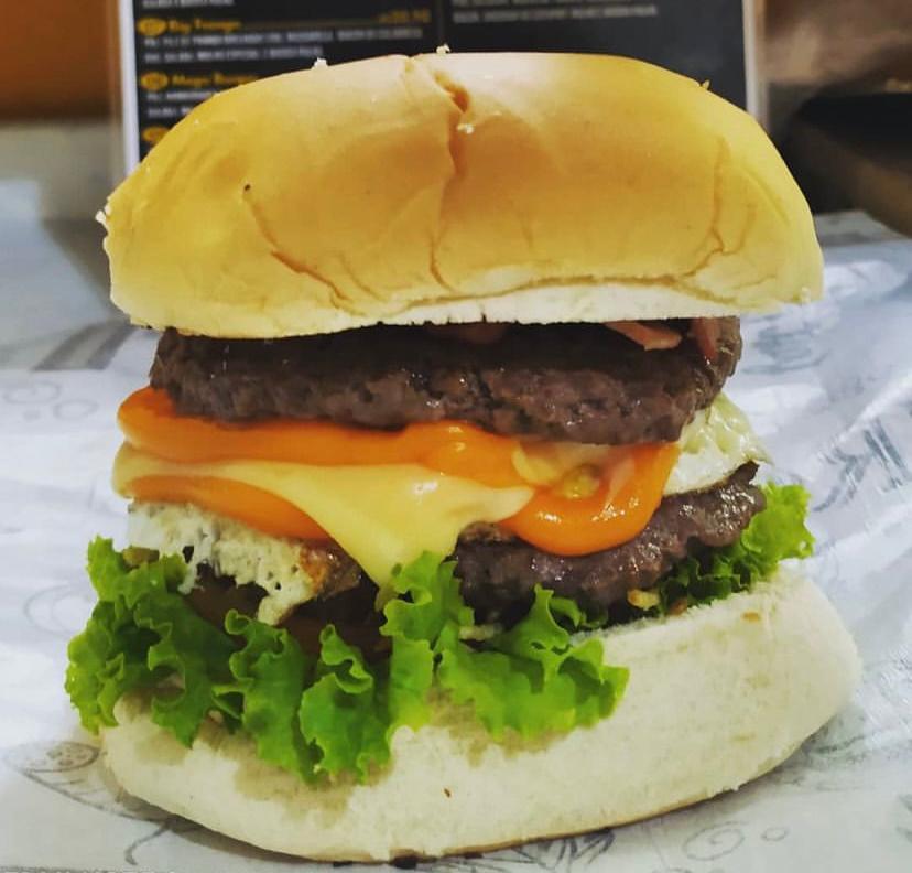 Cheddar Burger